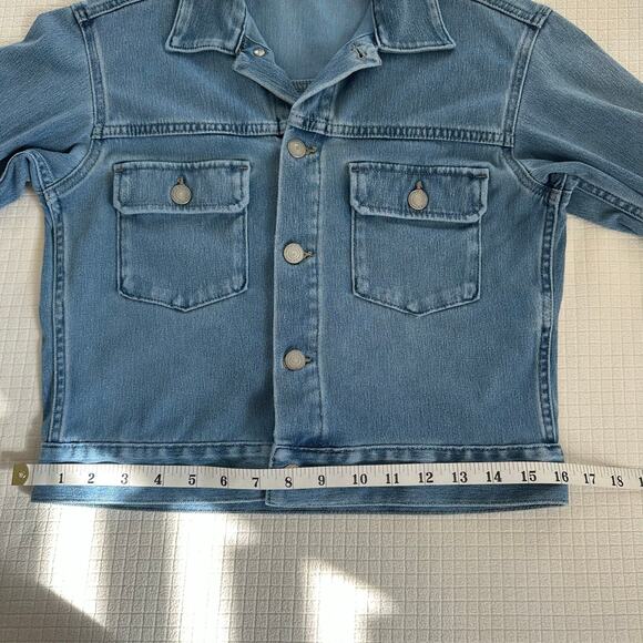 Uniqlo Japan Kids Unisex Denim Jacket Madium Wash Size 140 CM/ US 8-10 - Picture 6 of 10